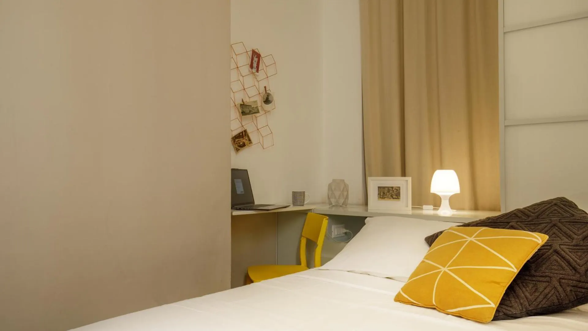 The Right Place 4U Grotte Apartment Roma 0*,